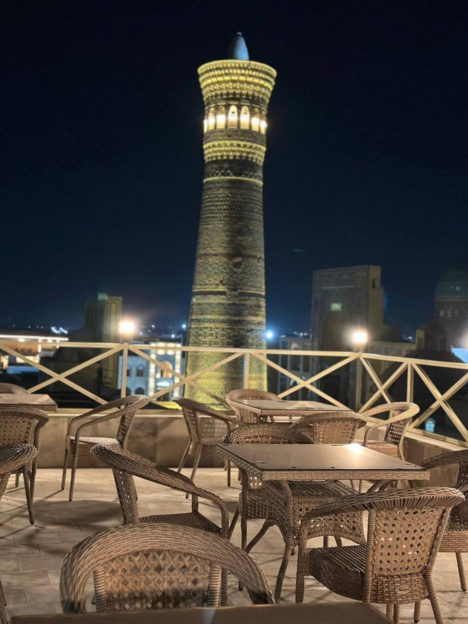 Poyi Kalon Teracce Hotel حلال Buchara Exteriör bild